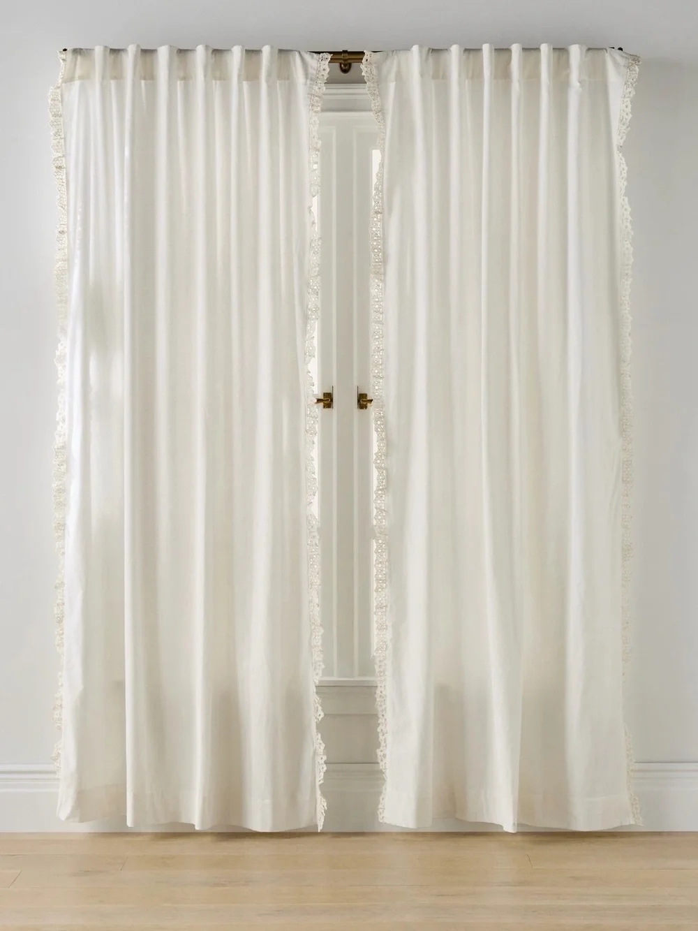 Anthropologie cotton embroidered floral edge curtain panel 69 x 50 white lace